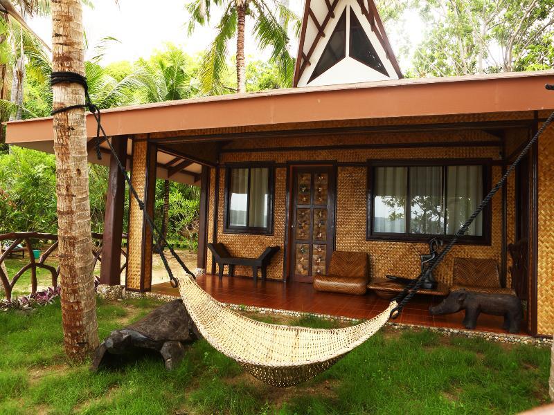 Flower Island Resort Taytay  Extérieur photo
